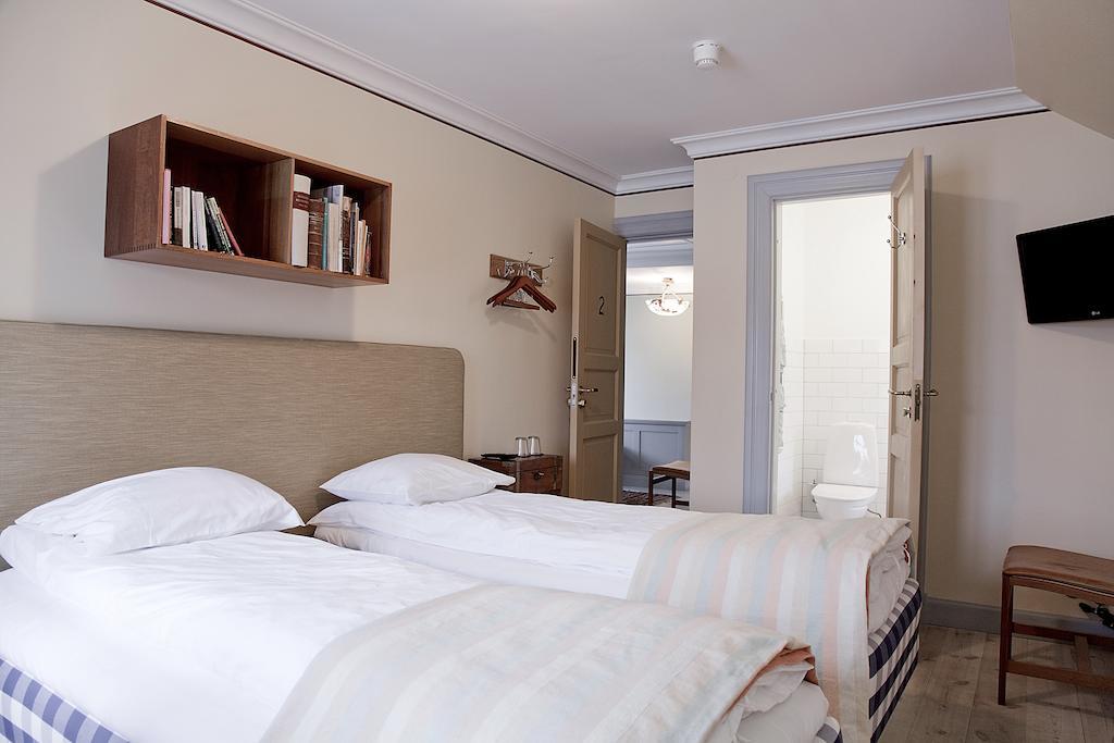 Strängnäs Lilla Hotellet Bed & Breakfast חדר תמונה