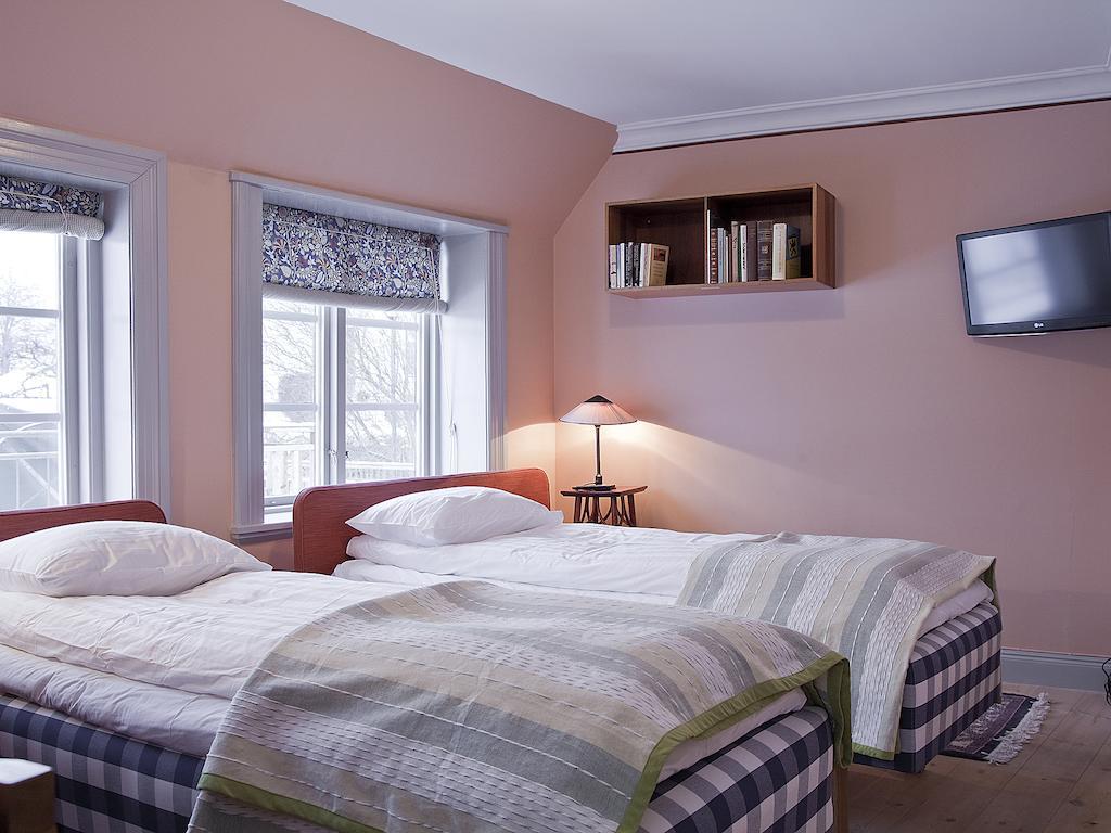 Strängnäs Lilla Hotellet Bed & Breakfast מראה חיצוני תמונה